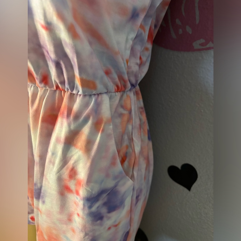New Sleeveless Tie Dye Romper - Picture 4 of 5
